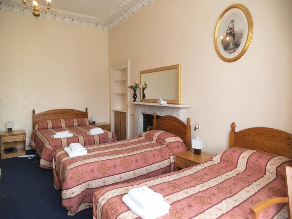 Menzies Guest House Эдинбург Номер фото